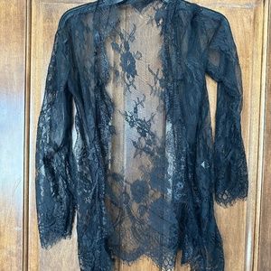 Eyelet lace shawl